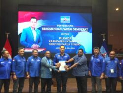 Demokrat Resmi Usung Oni Dendegau dan Aguni Tapani maju di Pilbup Intan Jaya 2024